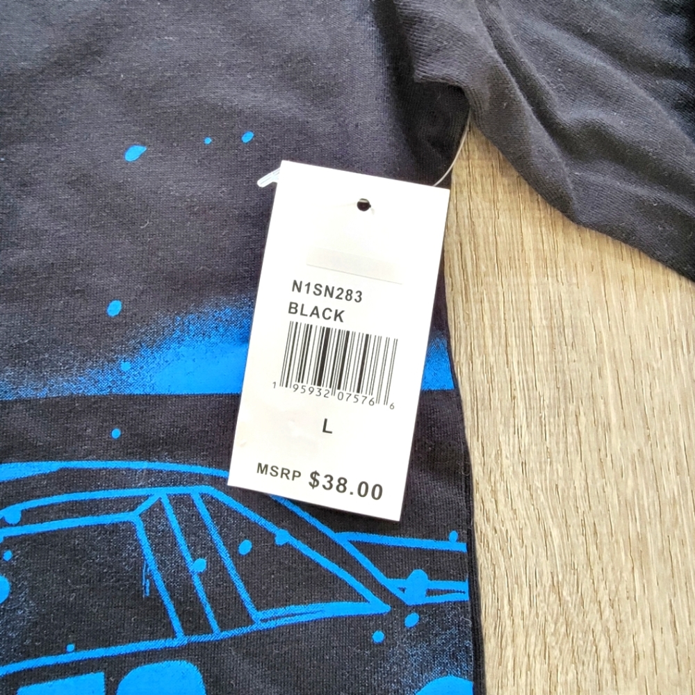 BRAND NEW Nascar Long-Sleeve Graphic Tee Men's Size Large - Picture 7 of 7
